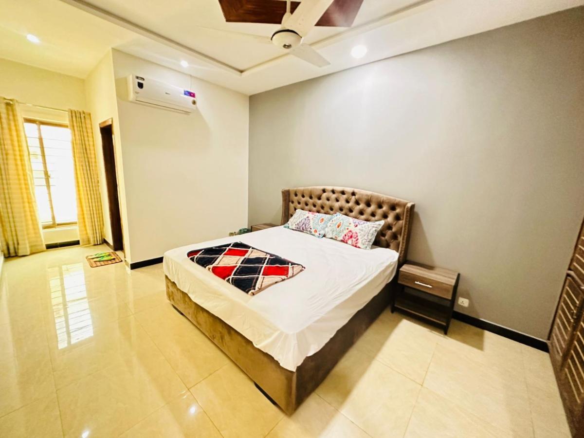 Holidazzle Lodge Islamabad Exterior photo